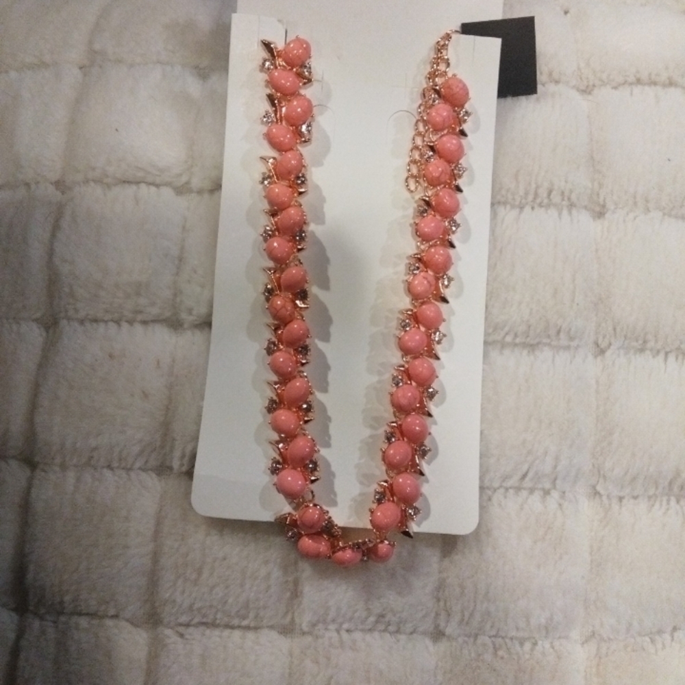 Elegant Pink Beaded Necklace